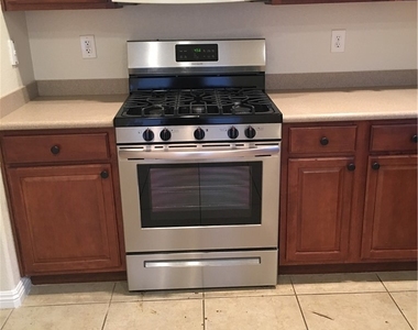 1040 Appleblossom Time Avenue - Photo Thumbnail 2