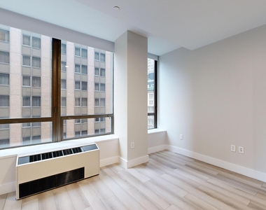 95 Wall Street - Photo Thumbnail 2