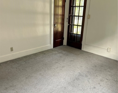 81 Concord Drive - Photo Thumbnail 6