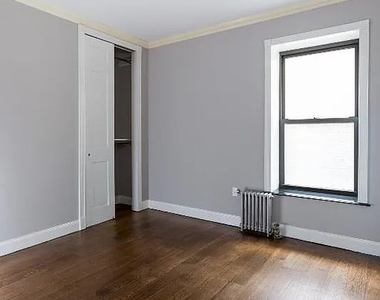 326 East 100th Street - Photo Thumbnail 5