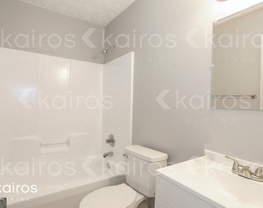 135 Fawn Drive - Photo Thumbnail 11