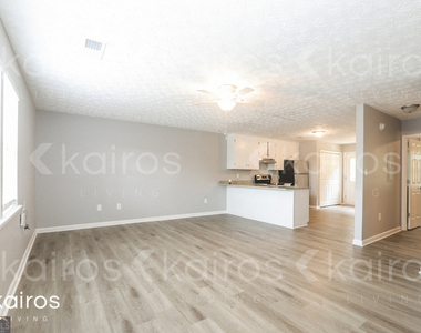 135 Fawn Drive - Photo Thumbnail 1