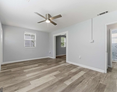 1307 Elizabeth Avenue Sw - Photo Thumbnail 6