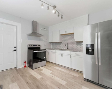 1307 Elizabeth Avenue Sw - Photo Thumbnail 8