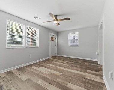 1307 Elizabeth Avenue Sw - Photo Thumbnail 5