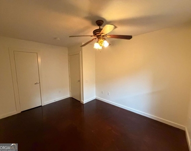 241 Maynard Terrace Se - Photo Thumbnail 22