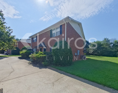 160 Deer Parkway - Photo Thumbnail 2