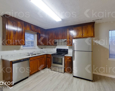 100 Deer Parkway - Photo Thumbnail 5