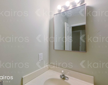 100 Deer Parkway - Photo Thumbnail 8