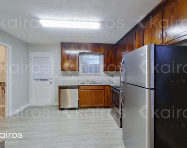 100 Deer Parkway - Photo Thumbnail 4
