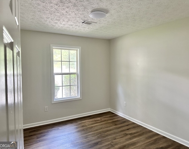 116 Carroll Creek Lane - Photo Thumbnail 7