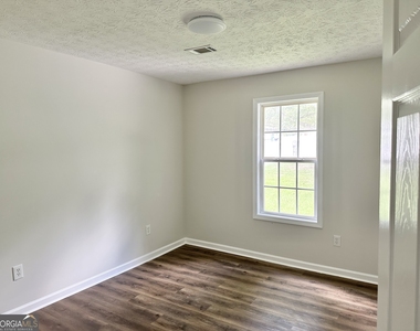 116 Carroll Creek Lane - Photo Thumbnail 9
