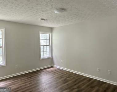 116 Carroll Creek Lane - Photo Thumbnail 5