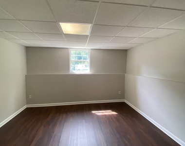 51 Connie Drive - Photo Thumbnail 25
