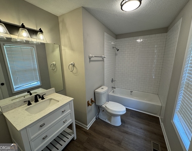 51 Connie Drive - Photo Thumbnail 23
