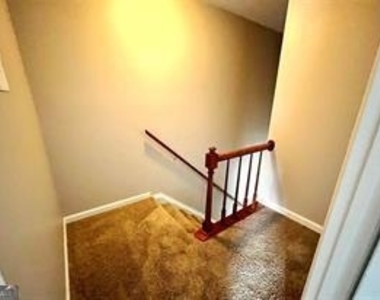 136 Old Ferry Way - Photo Thumbnail 6