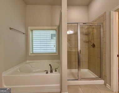 5115 Breezewood Circle - Photo Thumbnail 26