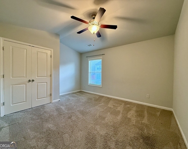 5115 Breezewood Circle - Photo Thumbnail 32