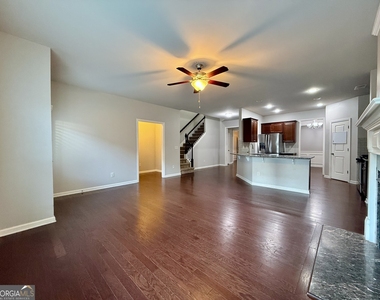 5115 Breezewood Circle - Photo Thumbnail 9