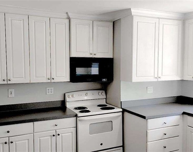 3022 Templewood Drive Ne - Photo Thumbnail 5