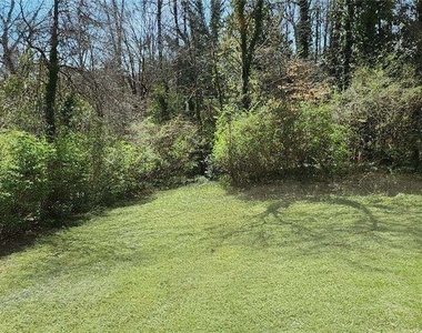 3022 Templewood Drive Ne - Photo Thumbnail 4