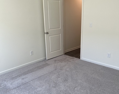 309 San Vito Way - Photo Thumbnail 14