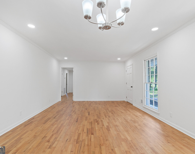 223 Brookwood Drive - Photo Thumbnail 20