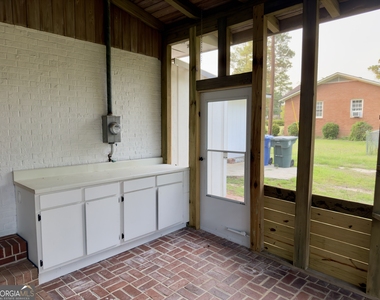 223 Brookwood Drive - Photo Thumbnail 41