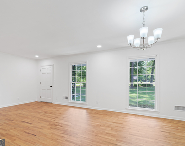 223 Brookwood Drive - Photo Thumbnail 21