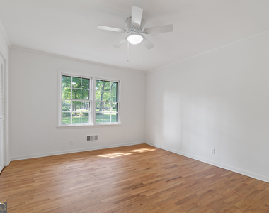223 Brookwood Drive - Photo Thumbnail 28
