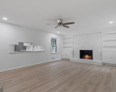 223 Brookwood Drive - Photo Thumbnail 15