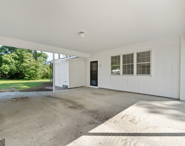 223 Brookwood Drive - Photo Thumbnail 7
