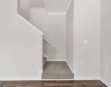 3341 Greyton Drive - Photo Thumbnail 15