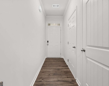 3341 Greyton Drive - Photo Thumbnail 4