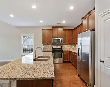 1536 Habershal Road Nw - Photo Thumbnail 13