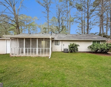 8990 Sterling Ridge Lane - Photo Thumbnail 14