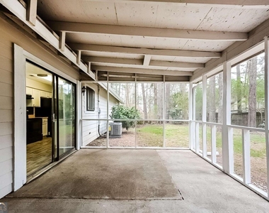 8990 Sterling Ridge Lane - Photo Thumbnail 13