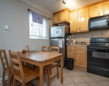 2018 S Milledge Avenue - Photo Thumbnail 6