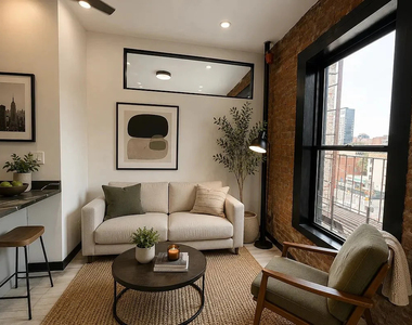2100 2nd Avenue - Photo Thumbnail 12