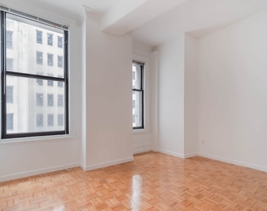 71 Broadway - Photo Thumbnail 6