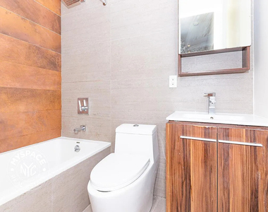 490 Kosciuszko Street - Photo Thumbnail 4