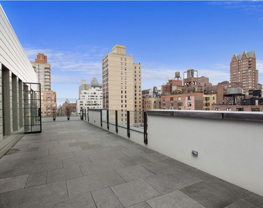 E 79th and 3rd Ave - Photo Thumbnail 4