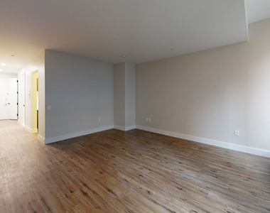 95 Wall Street - Photo Thumbnail 2