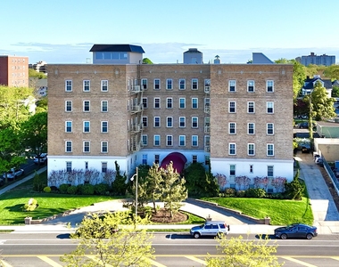 500 Deal Lake Drive - Photo Thumbnail 9