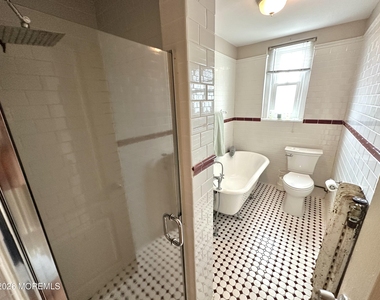 500 Deal Lake Drive - Photo Thumbnail 4