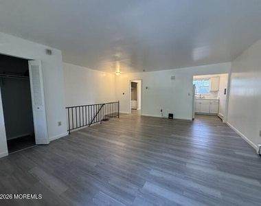 12 S Atlantic Avenue - Photo Thumbnail 6