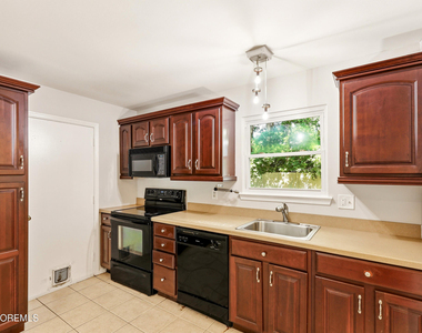 35 Mizzen Drive - Photo Thumbnail 5