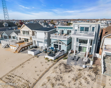 55 Beach Front - Photo Thumbnail 17