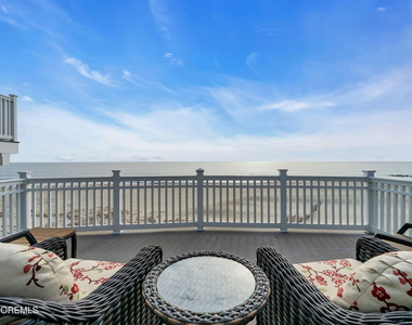 55 Beach Front - Photo Thumbnail 10