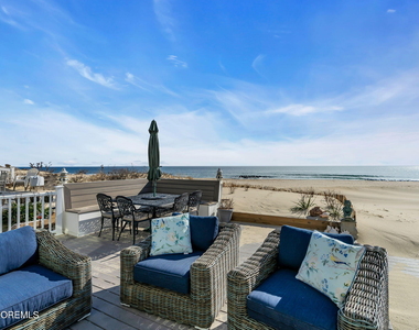55 Beach Front - Photo Thumbnail 2